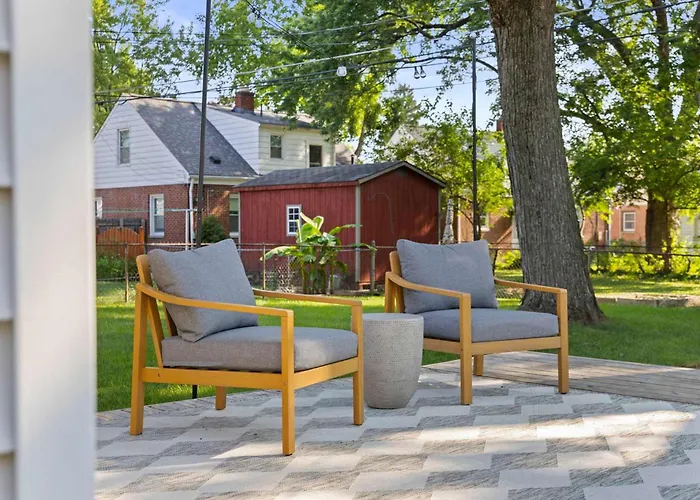 Spacious Family 4br In *
